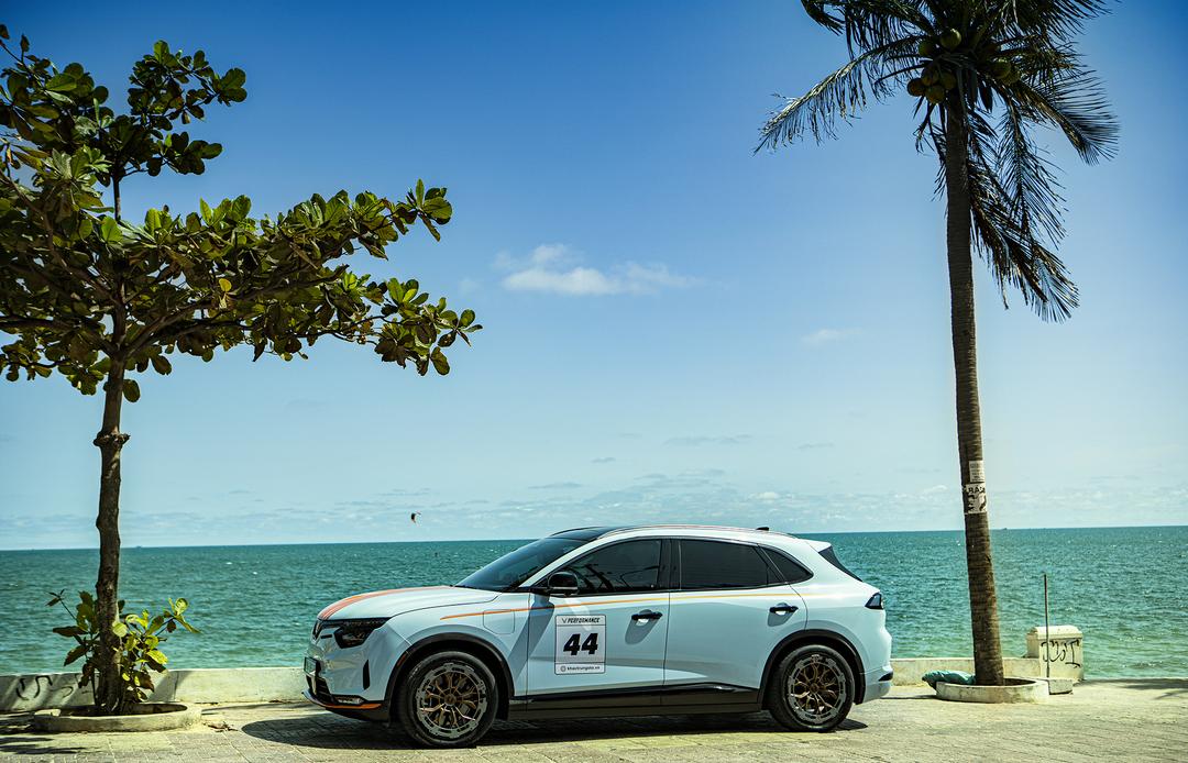 Taxi hoạt động ban đêm tại khu vực trung tâm